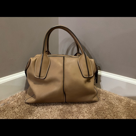 Tod's Convertible D-Styling Bauletto Bag Leather Medium - Picture 3 of 13